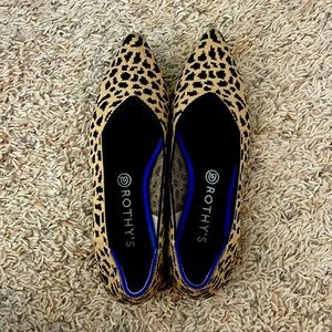 Rothys Cheetah Points